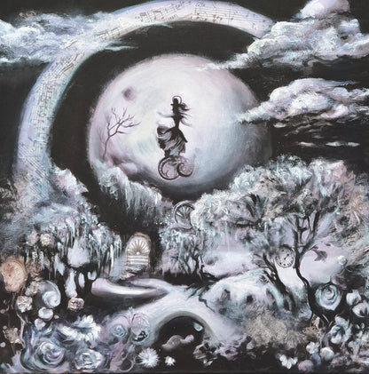 Full moon in Wonderland